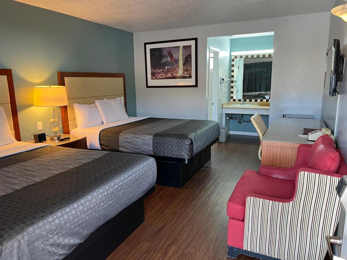 Sunset Motel 2*